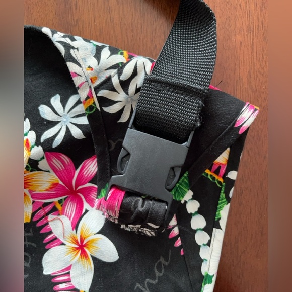 Local Design Black Floral Crossbody Bag with multiple pockets - Picture 4 of 11